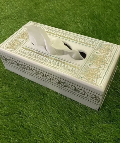 white naqshi tissue box