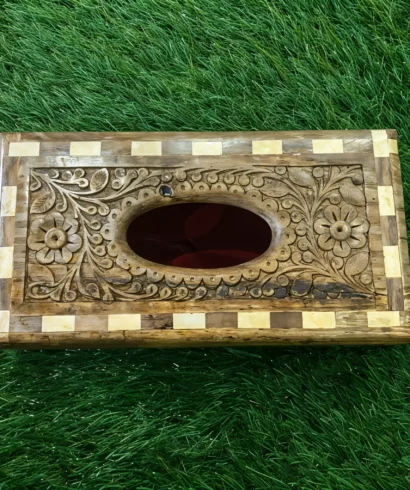 Tukri Carving Tissue Box