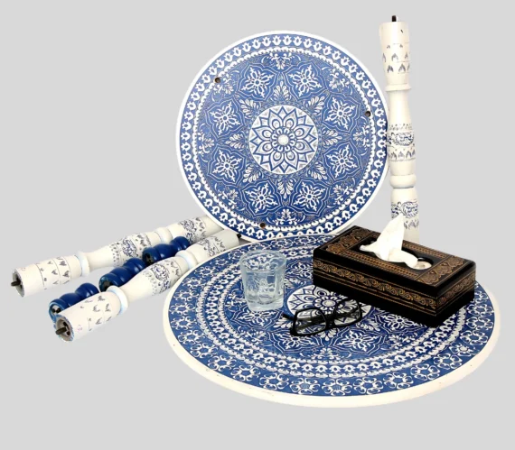 small naqshi coffee table