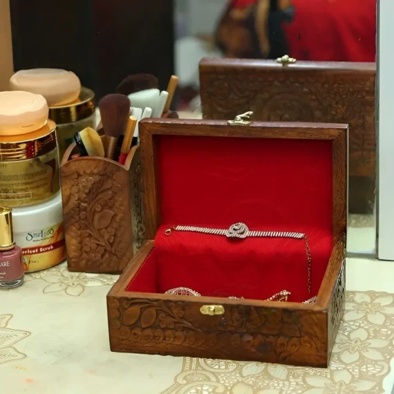 hand carwing Jewelry Box